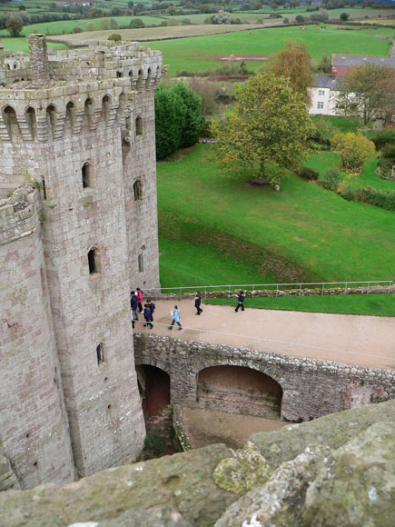Looking at the Gatehouse from the top of the Great Tower